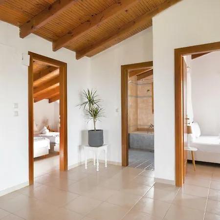 Sanidiamonds Aparthotel 3*