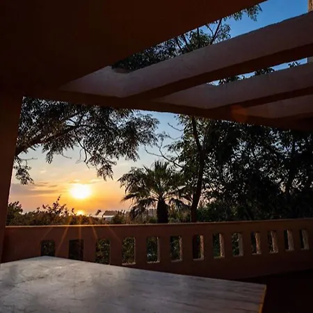 Sanidiamonds Aparthotel 4*