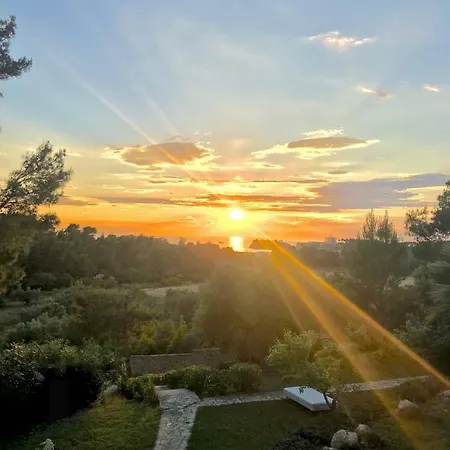 Sanidiamonds Παραλία Σάνη